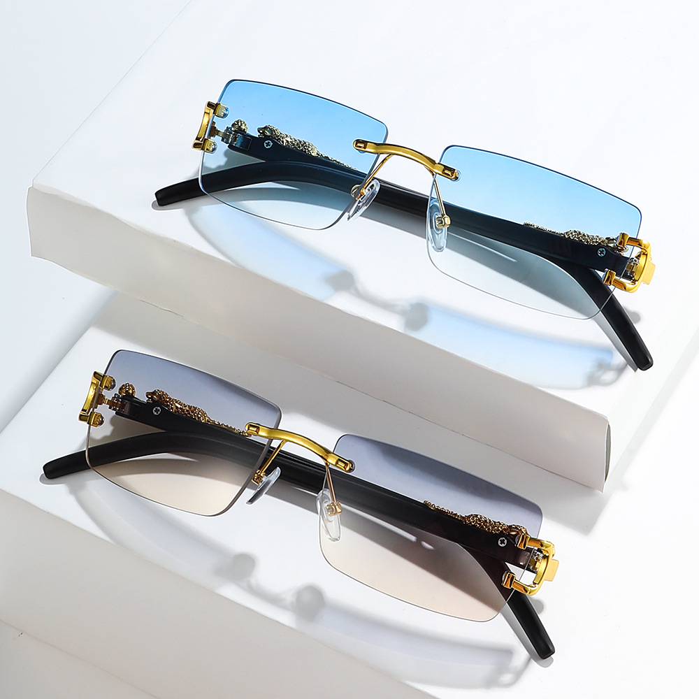 Vintage Fashion Brands - 1 Paire de Lunettes de Soleil