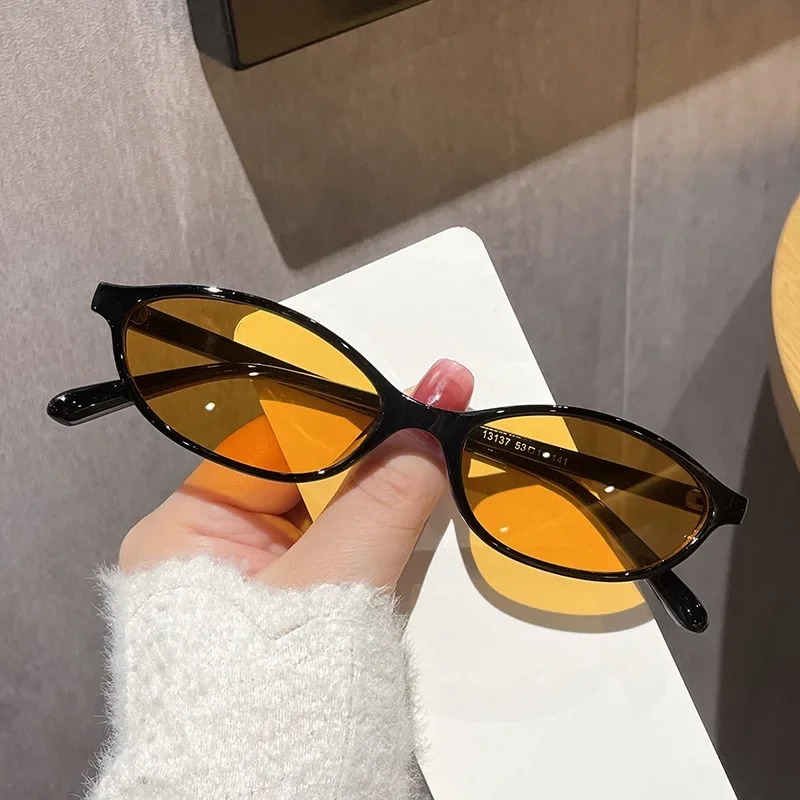 Nouvelles Lunettes de Soleil R - Vintage Fashion Brands avis et prix