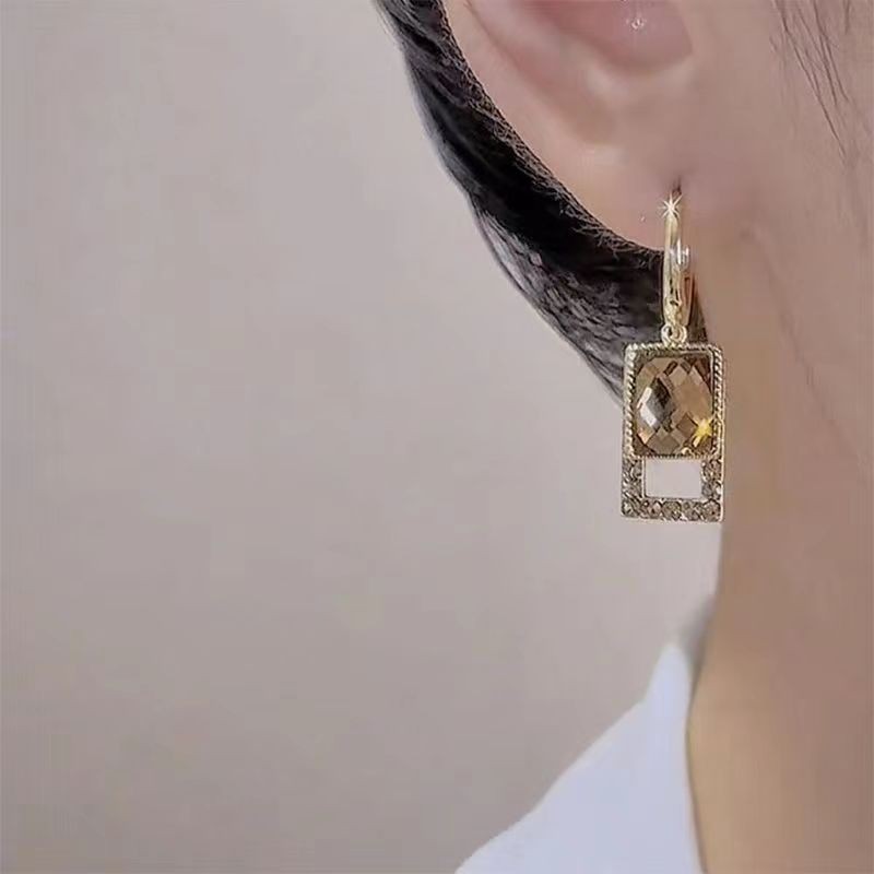 Boucles d'oreilles pendantes e - Vintage Fashion Guild avis et prix