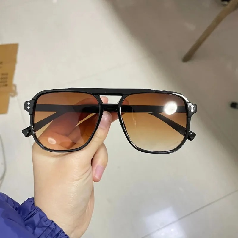 Lunettes de soleil vintage uni - Vintage Fashion Brands avis et prix