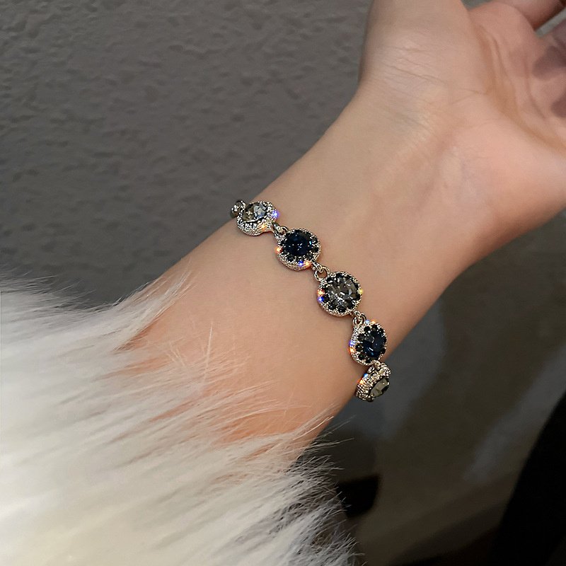 Bracelets de luxe plaqués or 1 - Vintage Fashion Guild avis et prix